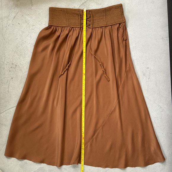 Aritzia Wilfred le fou 100% silk midi skirt - Picture 8 of 10